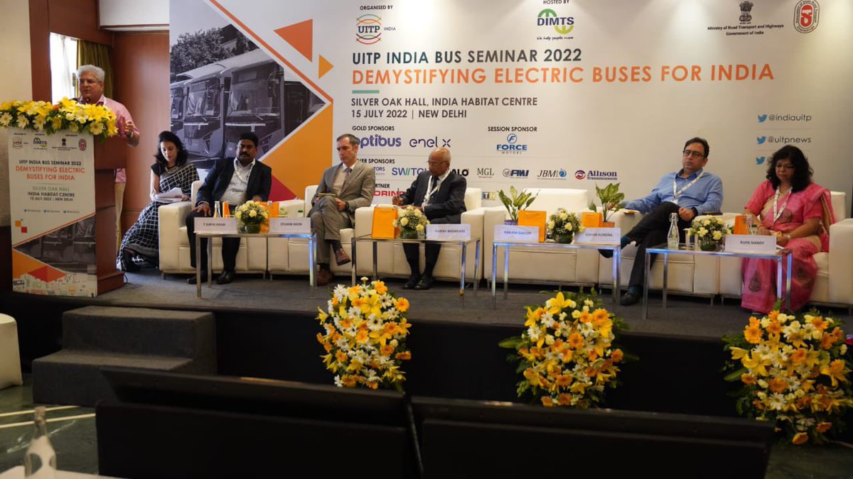 ashishkundra's tweet photo. Just two years ago, it was unthinkable to deliberate on mass adoption of #electricbuses in India. Today, Delhi affirmed its commitment to make at least 70 percent of bus fleet electric by 2025. Zero emission mobility- an idea whose time has arrived. https://t.co/Lsng5ybfix