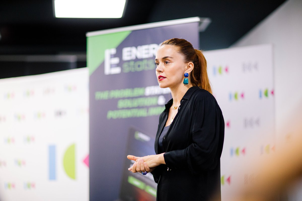ICKosovo's tweet photo. We are testing the beta version of the #EnergyStats App financed by @MFKosovo @MCCgov. The app aims to encourage the use of data and analytics in energy sector in #Kosovo. It also includes statistics of the data collected from the Energy Regulator. https://t.co/yeF7kwJyqQ https://t.co/SxTYJwdfAa