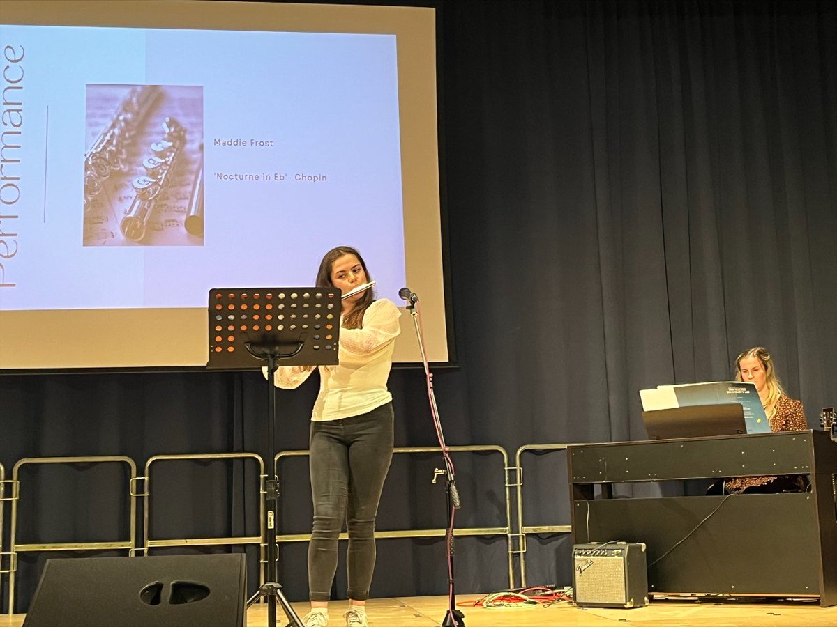 GSHS_School's tweet photo. Amazing talent on show last night at our GSHS Summer Concert. The audience were blown away by some brilliant live performances and by the dedication, enthusiasm and flair demonstrated by our award winners across Years 7-13. Many thanks to Miss Connor and Mrs Lee for organising! https://t.co/ZPLvXFoZy6
