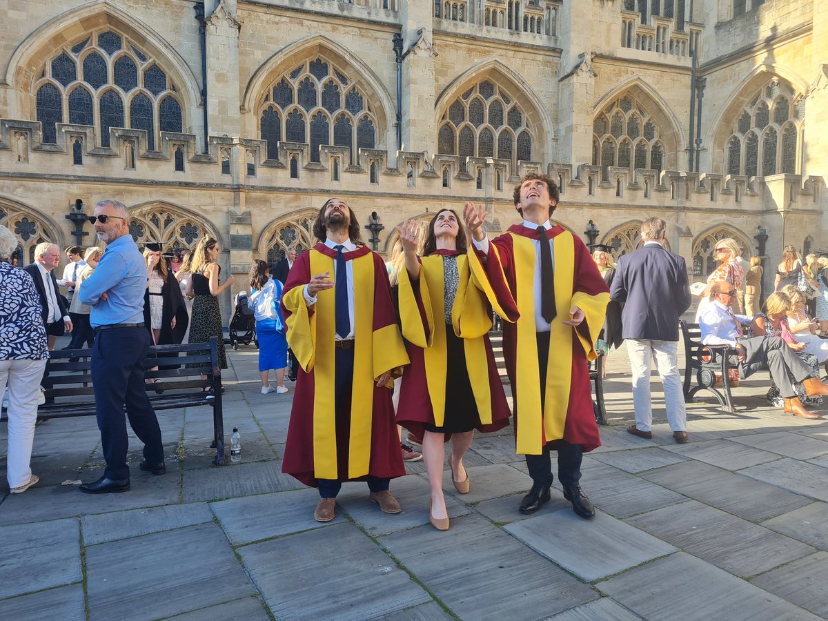 Jo_Abbas's tweet photo. Thank you! Wonderful to finally formally mark the end of the PhD. Continue to be grateful for all the wonderful people @UniofBathIPR  &amp; @bathsps for their support &amp; encouragement along the way. Congrats &amp; best of luck to everyone else graduating this summer 🍾 🥳 👏 https://t.co/I4nKz7Y2gZ