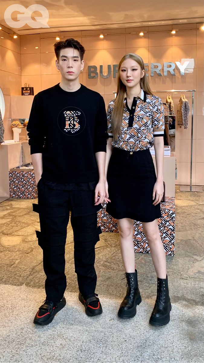 #GQStyle #เจเจกฤษณภูมิ #ต้าเหนิง เสิร์ฟสไตล์เท่ #TBMonogram จาก #BURBERRY
.
See Now -> gqthailand.com/style/article/…

<a href="/JJksnp/">J</a> #Jaylerr 
#GQThailand