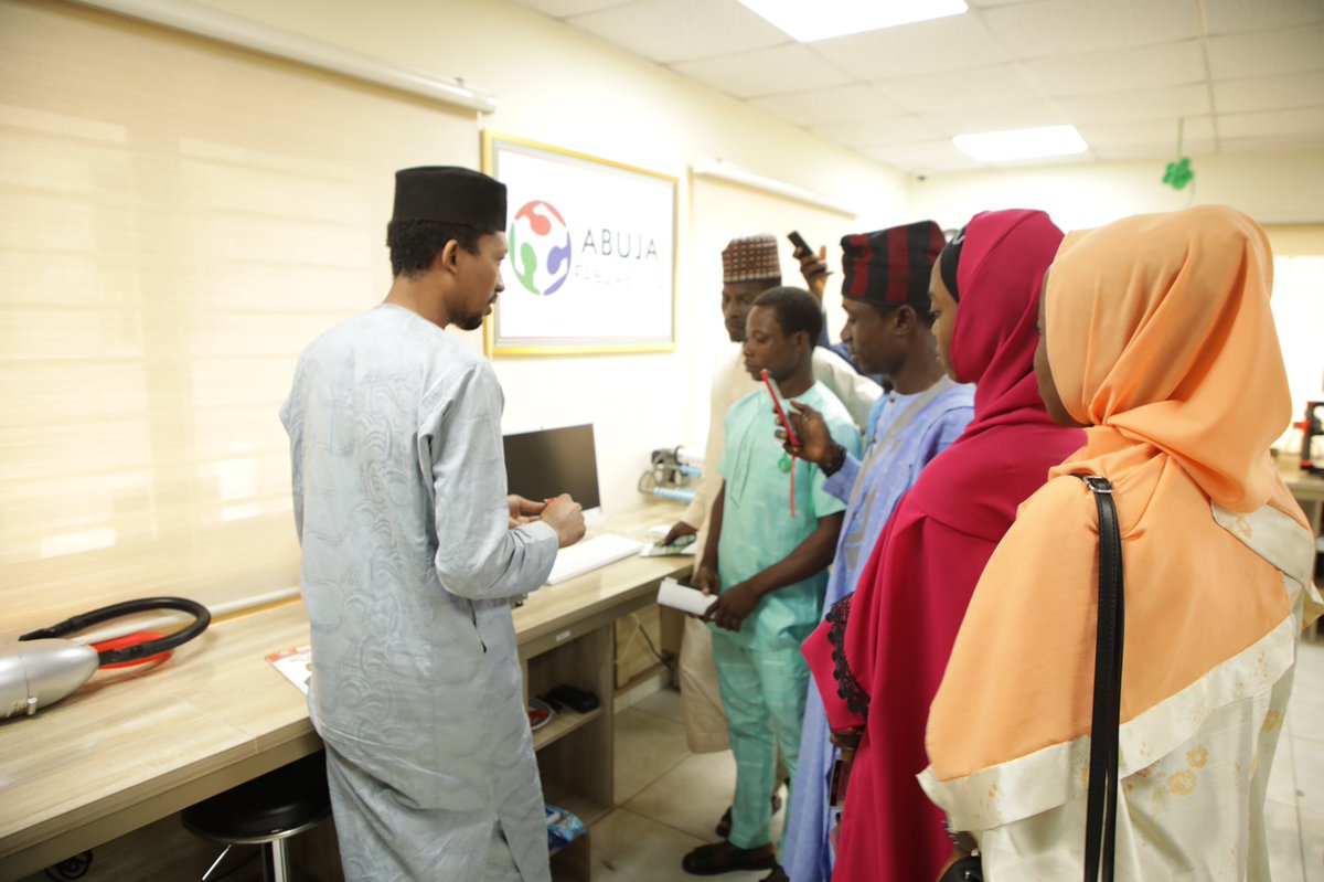 NCAIRNigeria's tweet photo. PICTURES HIGHLIGHT OF THE WEEK.

#ExploreWithNCAIR
 #Innov8WithNCAIR 
#NCAIRNigeria 
#EmergingTech https://t.co/7fsv2ny4ou