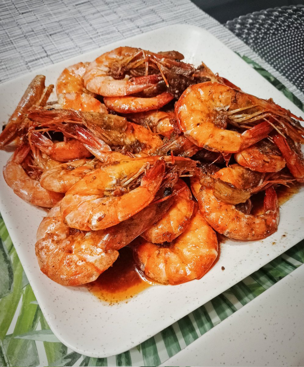 cryptovirgin21's tweet photo. @oppo Our dinner for tonight made with love by my daughter 🍤🦐😋💘

#ShotonOPPO 
#OPPOEats 
@oppo https://t.co/XY5NnS5Ydo