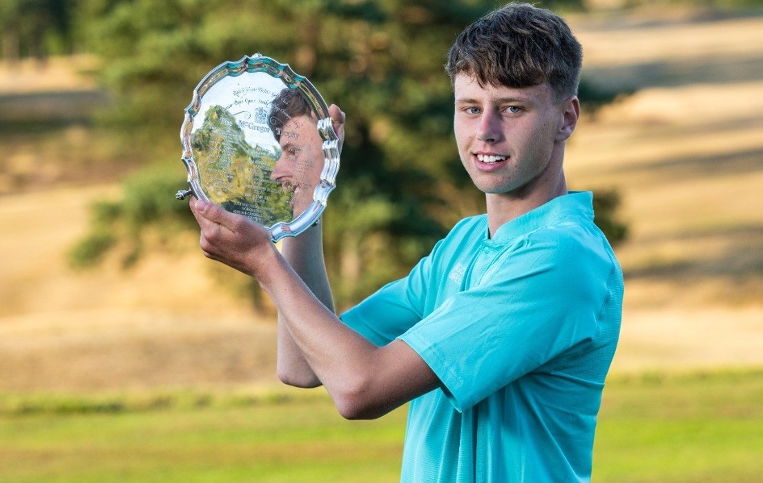 Huge Congratulations to our very own Mark Gazi who won the Mcgregor Trophy (U16 UK Amateur Title). Mark joins an elite group of golfers including <a href="/JustinRose99/">Justin ROSE</a> and <a href="/DodoMolinari/">Edoardo Molinari</a> to have won the trophy. CBS The Green and  <a href="/traleegolflinks/">Tralee Golf Links</a> are very proud of you. <a href="/radiokerrysport/">Radio Kerry Sport</a>