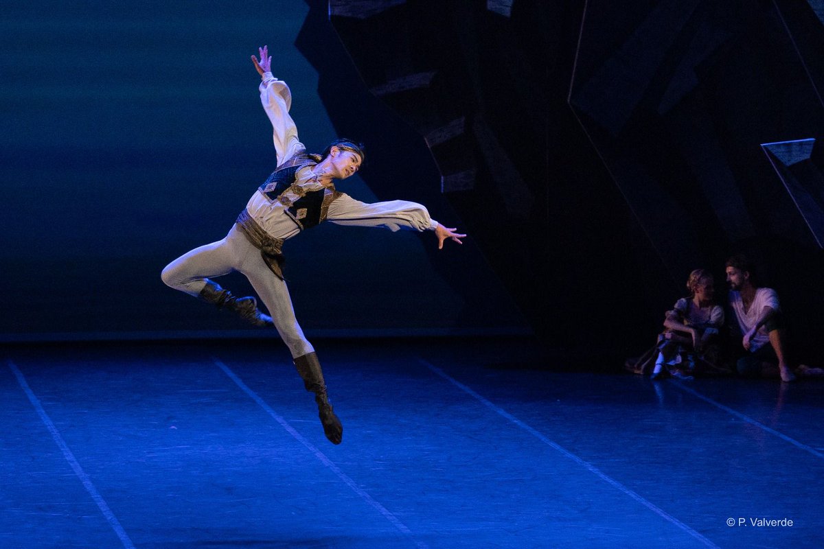 Vicenta Hellín tweet media