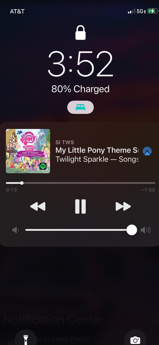 /letting y’all know that I’m writing Arlo while I’m listening to this. Really sets the mood—