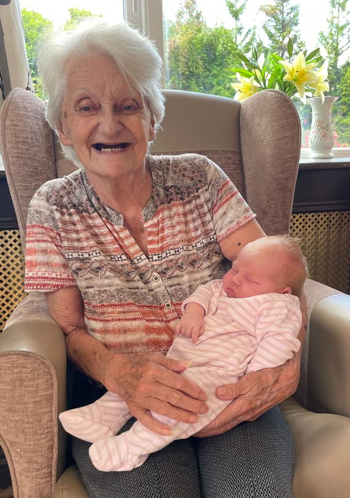 BelmontCare's tweet photo. Cuteness alert! 👼
We were visited by baby Molly - such a lovely little bundle she was, so happy in all of our arms. Absolute joy to all of us.
https://t.co/TzwVPnL53k
#babyvisit
#happyvisit
#happybaby
#Borntocare https://t.co/KffakoiqJf