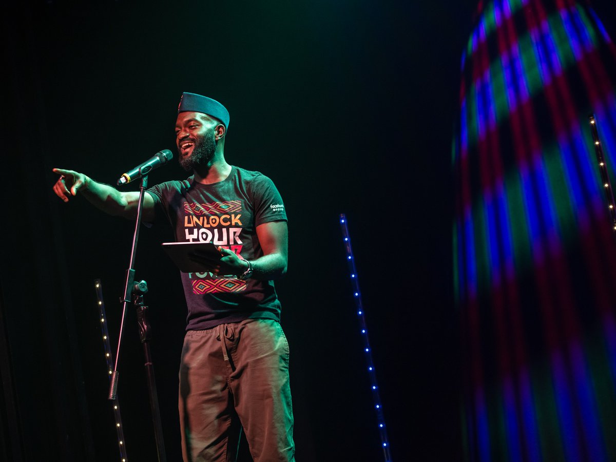 AbbeyTheatre's tweet photo. One week ago, the Peacock was transformed for #05Fest's R.A.P Party - a nostalgic, no-clutter, no-fuss, night of hip-hop-inspired poems and favourite hip-hop songs 🎧🎶 Have a look at some of the snaps from the night 🔥
📸 Ste Murray https://t.co/L5thY9AbHo