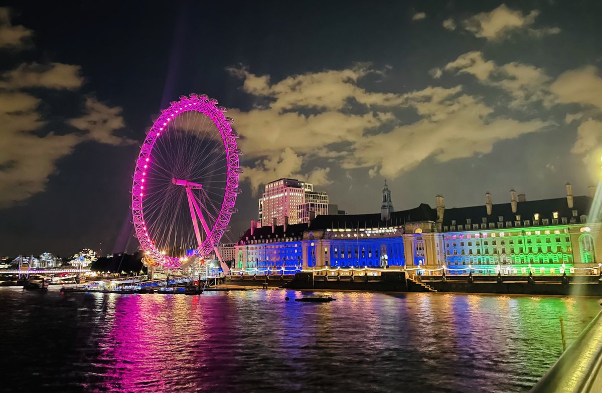 AWTEuk's tweet photo. We were very lucky to see so many champions in our industry last night at the @travelweekly #TWAAA Selling teams across the UK do such amazing work on behalf of tour ops, airlines, cruise lines, suppliers and it’s fantastic to watch them be recognised for their efforts! Congrats https://t.co/2msolGiytN