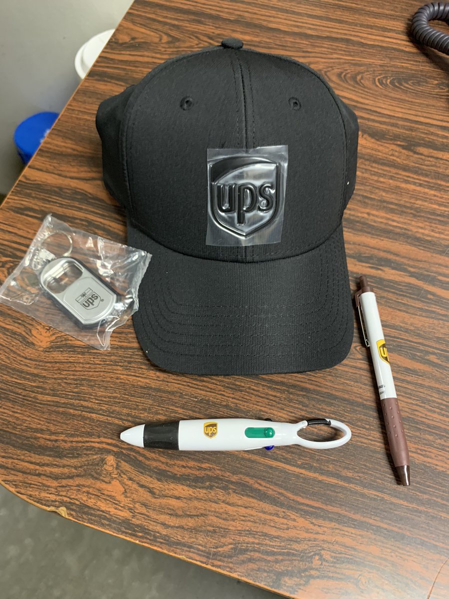 Recognition Friday in San Fernando Feeder. For us, recognition is about going a little bit further than everybody else. Dave Aston and Nelson Zamora do just that. Thank you for you commitment to safety😎 <a href="/ArturoM82410239/">Arturo Martinez</a> <a href="/divine2wincom/">Trina Norman</a> <a href="/UPSers/">UPSers</a> <a href="/ChroniclesWolf/">Wolf Chronicles</a> <a href="/butcheredbettie/">Bettie J</a>