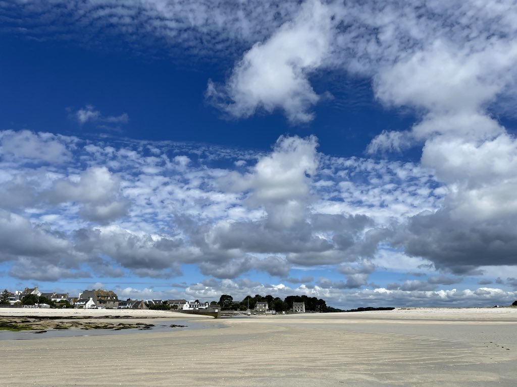 Mermade29's tweet photo. @PaysBigoudenSud port de Lesconil la merveilleuse galerie #lesSeaReines true Joliot Curie est ouverte à l’année ! #art #artisanatdart #piecesuniques @BigoudenMakers @Toutcommence29 @PaysBigoudenSud @GuideDuRoutard @guidespetitfute @HotelPortLesco https://t.co/ooNDTbb4uh