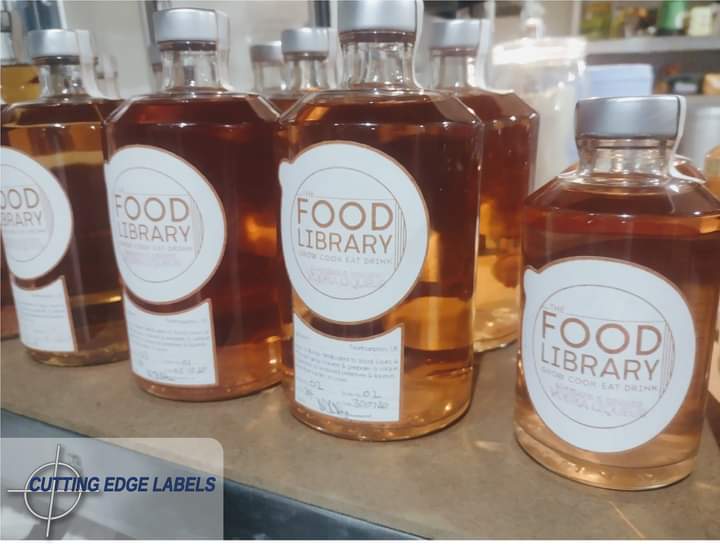 We love to supply and support businesses with their all thier label requirements.
Digital print ideal for small volumes with low set up costs to easily customise the right label for your brand.
 #labels #printing #packaging #manufacturing #supportbusiness 
Labels are everywhere♥️