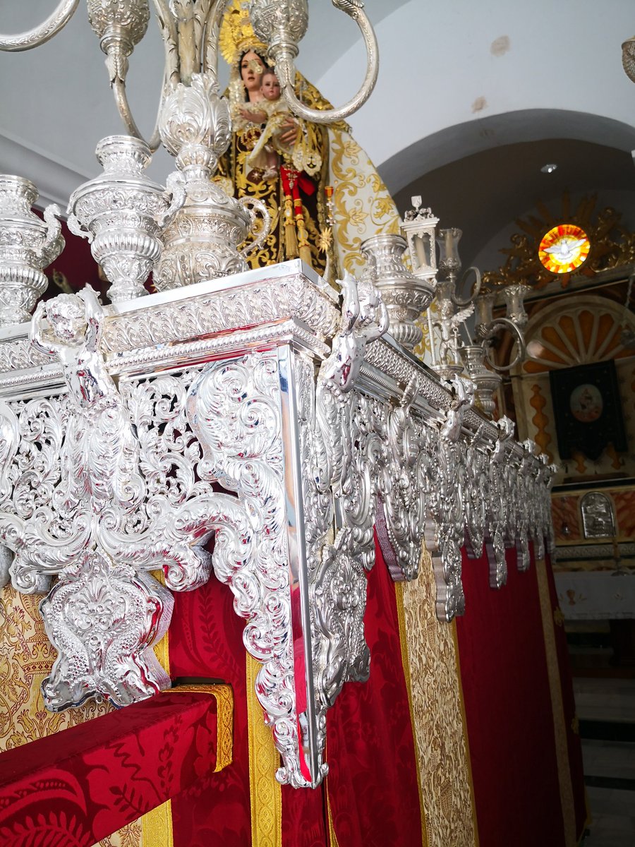 Todo preparado en Conil, para volver a revivir después de 2 años la salida procesional de la Virgen <a href="/ElCarmenConil/">El Carmen de Conil</a>
Porque después de lustros juntos, a una hermandad que se convierte en parte de tu familia sólo podemos desearle que vivan una histórica y resplandeciente jornada.
