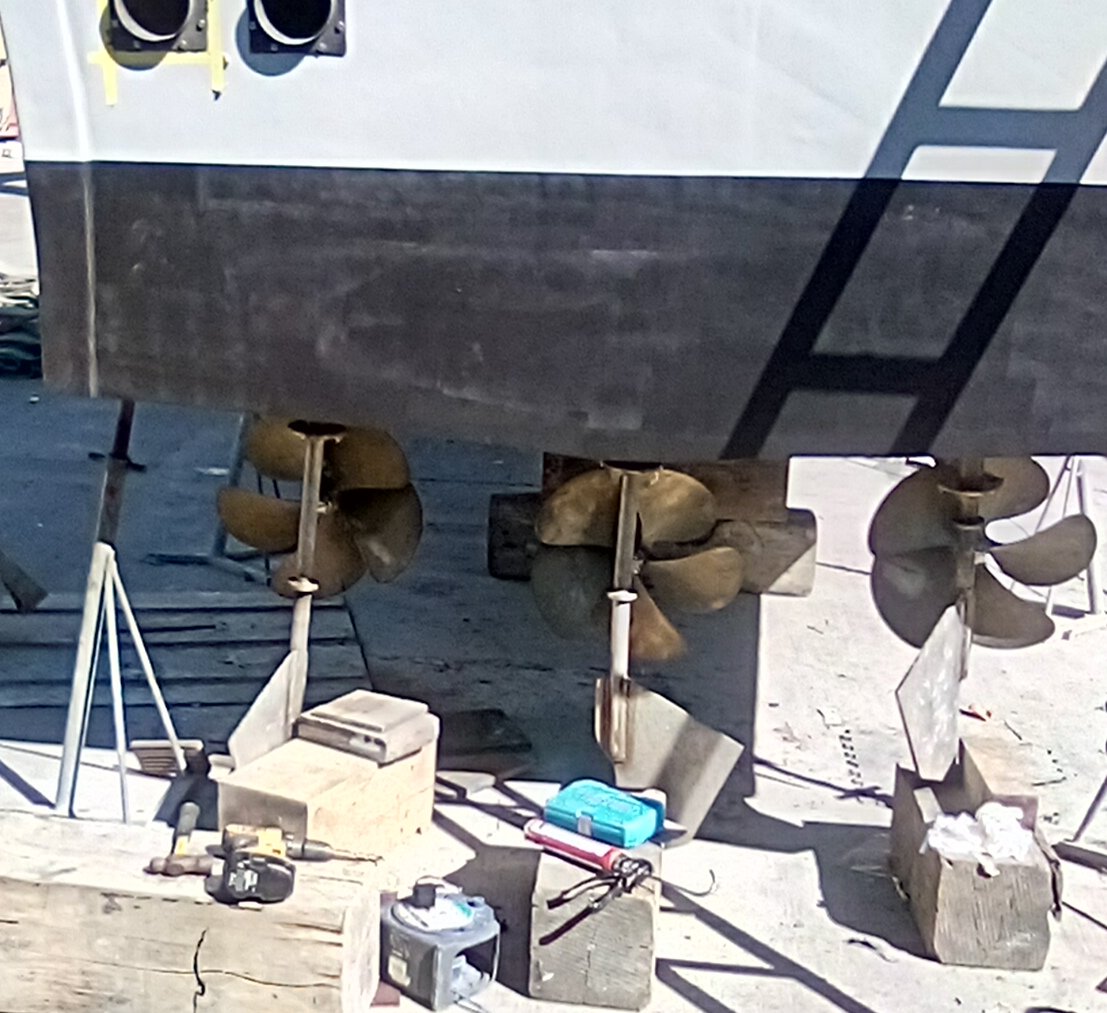 ColinMBaxter's tweet photo. Sneek peek @endeavourquay #MTB27 @SeaSpitfires  another one to join @BoatHouse_4 @IBTCPortsmouth @boathouse_mike @portsmouthboats @dhartley_NMRN @ https://t.co/5BNZp6llRM