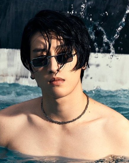hojimato's tweet photo. ใครคิดคอนเซปถ่ายรูปในสระน้ำวะ รู้ไหมมันดี!!!!! มันเลิศ มันปัง มันเยี่ยมยอด มันสุดยอดมาก อวยยศตลอดไป 
#ไบเบิ้ลบิว 
#BibleBuild https://t.co/GfaUNCzq2C