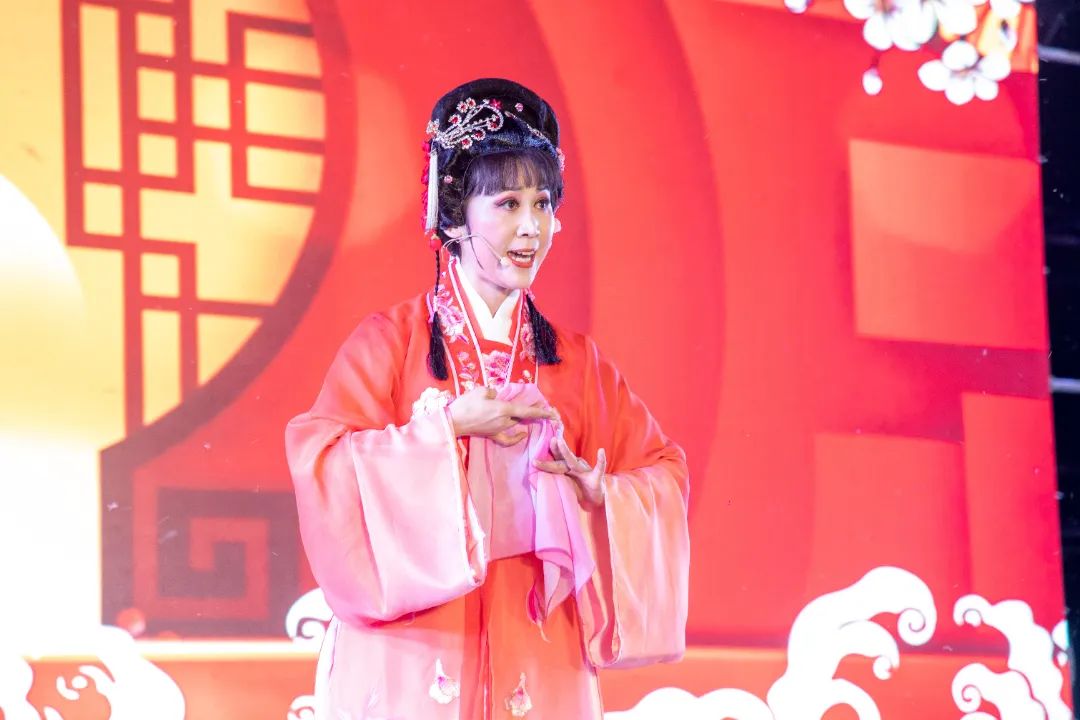 QingdaoWCNA's tweet photo. #Qingdao West Coast New Area held a cultural tourism promotional event in Dongying on July 13, further promoting the district’s image through introduction, videos, exhibitions and performances and deepening exchange and cooperation in cultural tourism in #YRD. #QingdaoWCNA https://t.co/MDExItQCWe