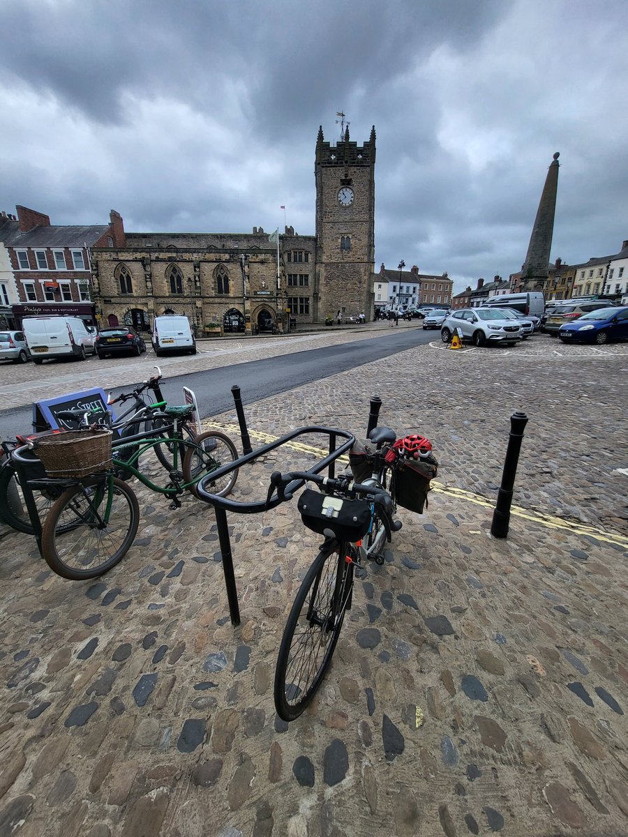 johnnydverity's tweet photo. Lancashire to Durham day 2. In Richmond,Yorkshire on the way to see @LYRband @easingtonband @DurhamBRASS https://t.co/F2OueAUgHU