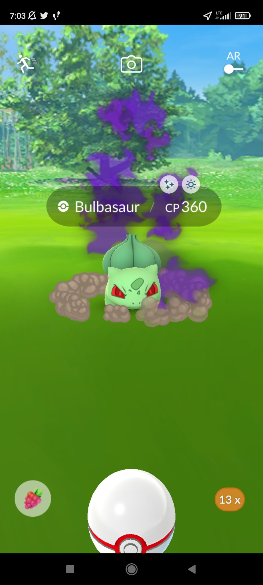 I finally caught a shiny Bulbasaur after 2300+ encounters, 11+