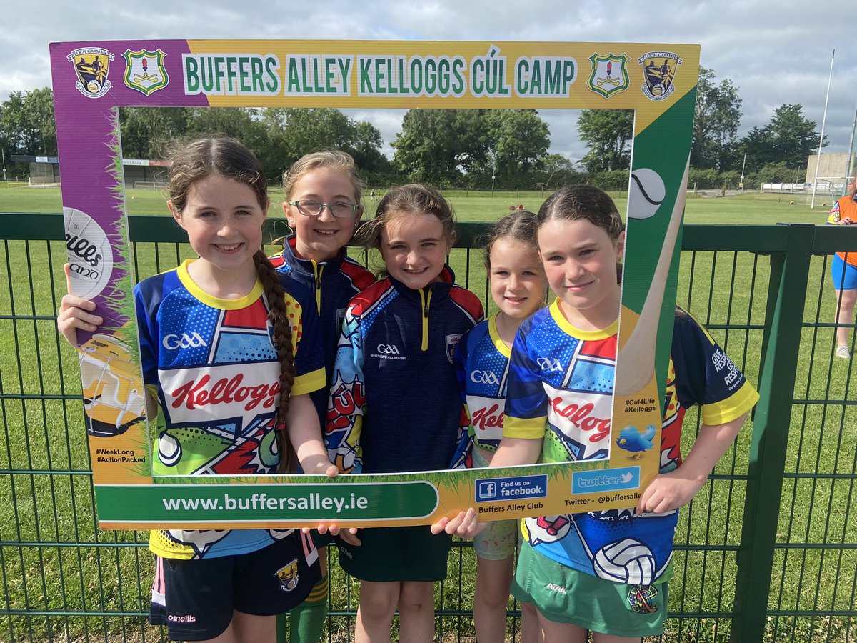 9.30 and the team of coaches are ready for off! Thanks for a wonderful week of fun and games - wrap up and goodbyes at 2pm. 
#kelloggsculcamp2022 <a href="/wexgaacoaching/">Wexford GAA Coaching & Games</a> <a href="/dale_murphy_b/">Dale Murphy-Butler</a> <a href="/gaaleinster/">Leinster GAA</a> <a href="/OfficialWexGAA/">Wexford GAA</a>
