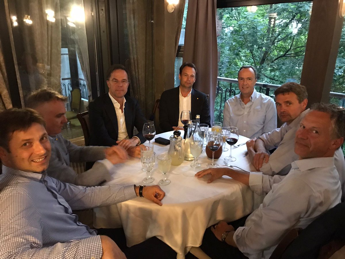 This week Prime Minister Rutte from the Netherlands arrived early in the morning by train in Kyiv. 
In the end of the day just before they left again by train we (Dutch farmers/processors in Ukraine) had a quick dinner with him.