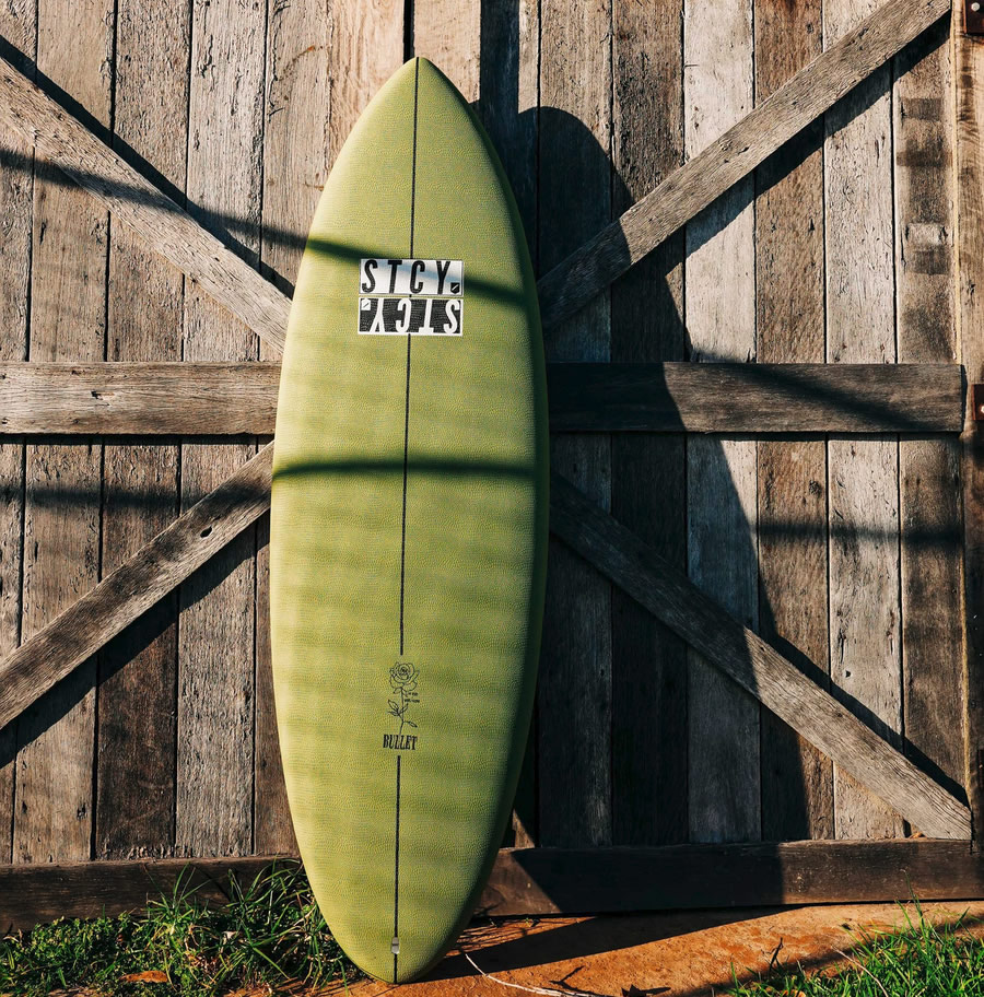 TheSurfMarket's tweet photo. Disponible la nueva #softboard Ocean&Earth Dakoda Bullet Epoxy Soft en 5'4'' con 24L y 6'0'' con 37.5L desde 379.95€ + info en https://t.co/nvDuaI6NAf #softboards https://t.co/BXRJDq55RL