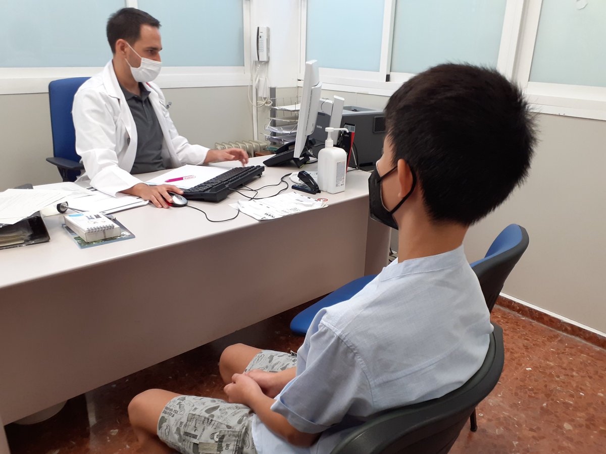 HUVMacarena's tweet photo. El @HUVMacarena se convierte en Unidad de Referencia andaluza para el Trastorno del Espectro Alcohólico Fetal de diagnóstico complejo #TEAF. Enhorabuena a @PediatriaHuvm 
Accede aquí a la noticia completa⬇️
https://t.co/hIvOtSUxxg https://t.co/zIstQLxSzi