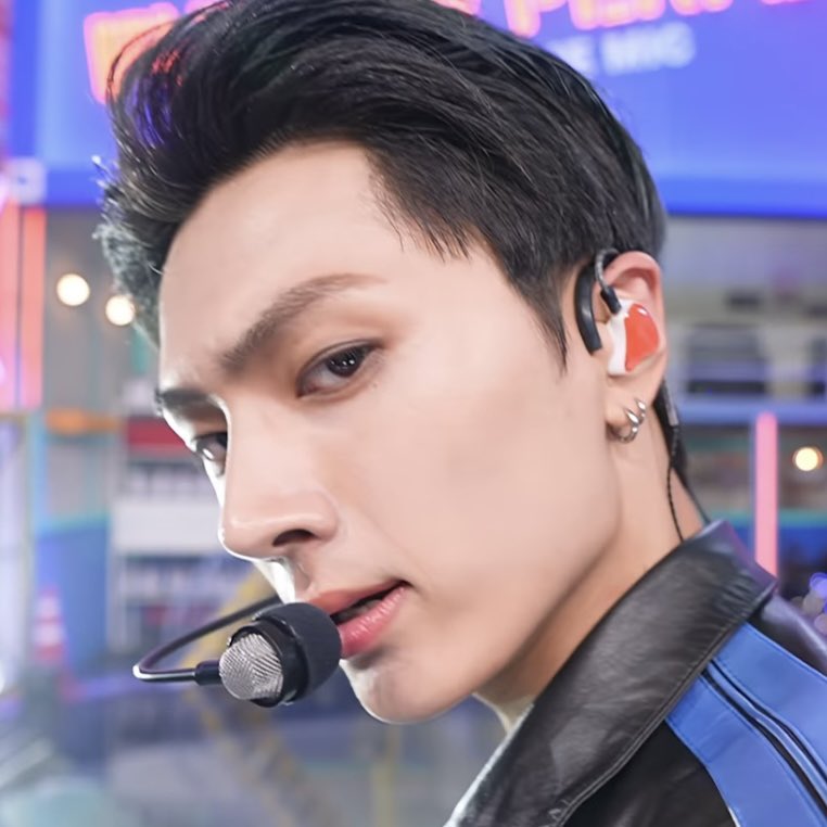 milkyeni's tweet photo. Я СЕЙЧАС ОТ СМЕХА ЗАДОХНУСЬ https://t.co/Ps14LeyP1b