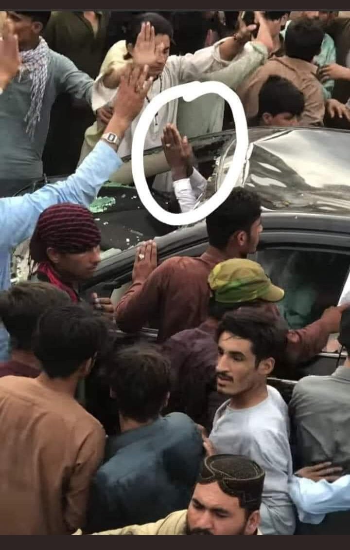 chaostheory1497's tweet photo. This is how us Sindhi are treated in our own land! Incident happened in Sohrab Goth. That man's mother, sister, daughter was in car. R we safe in our own land? Supreme court, army chief even Imran Khan has said Afghans should be deported to where they came from, how are we wrong? https://t.co/xb2X1cUFAm