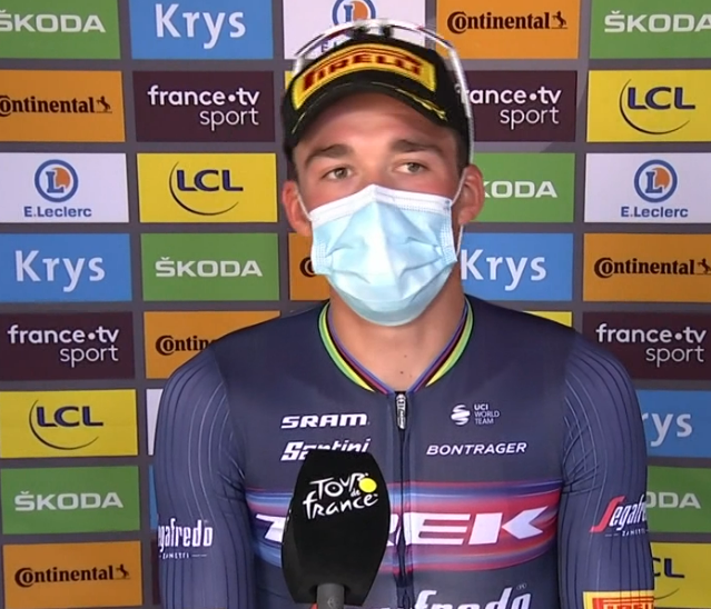 JPHHenneton's tweet photo. #cyclisme 🚴♂️ #TourdeFrance 🇫🇷 Étape 1⃣3⃣
Mads #Perdersen à l'interview 🎙️
#TDF #TDF2022 #Vélo https://t.co/FdKiQY67Ep