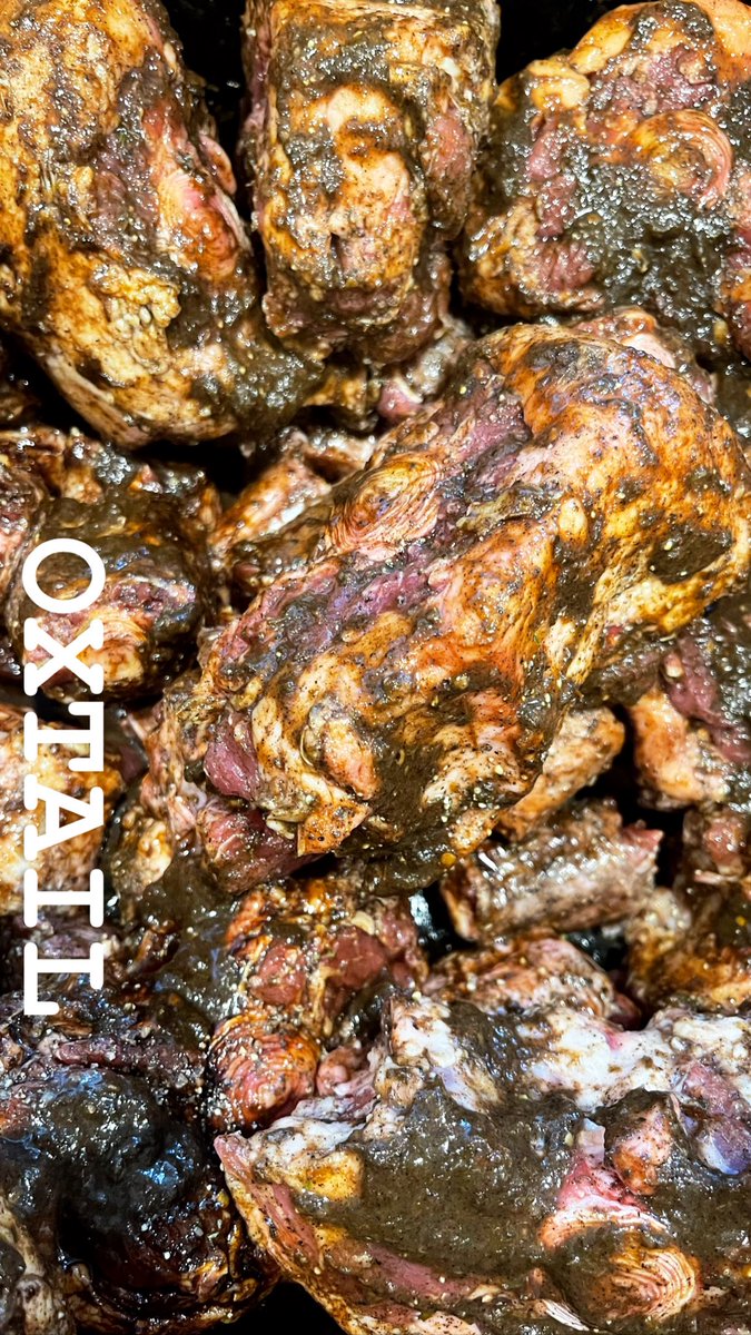 PhilipsBarbeque's tweet photo. Over 100 Lbs of oxtail to smoke for tomorrow’s event 1PM at @PontoonBrewing https://t.co/zphg8oojUk