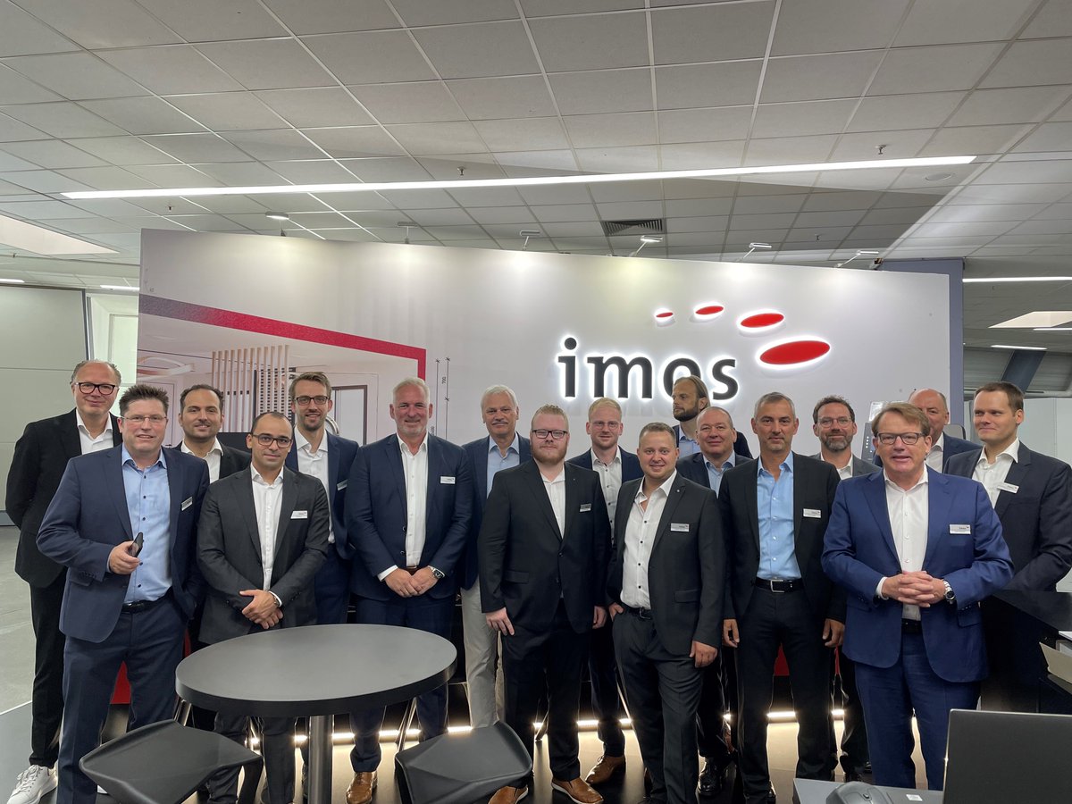 imos AG tweet media