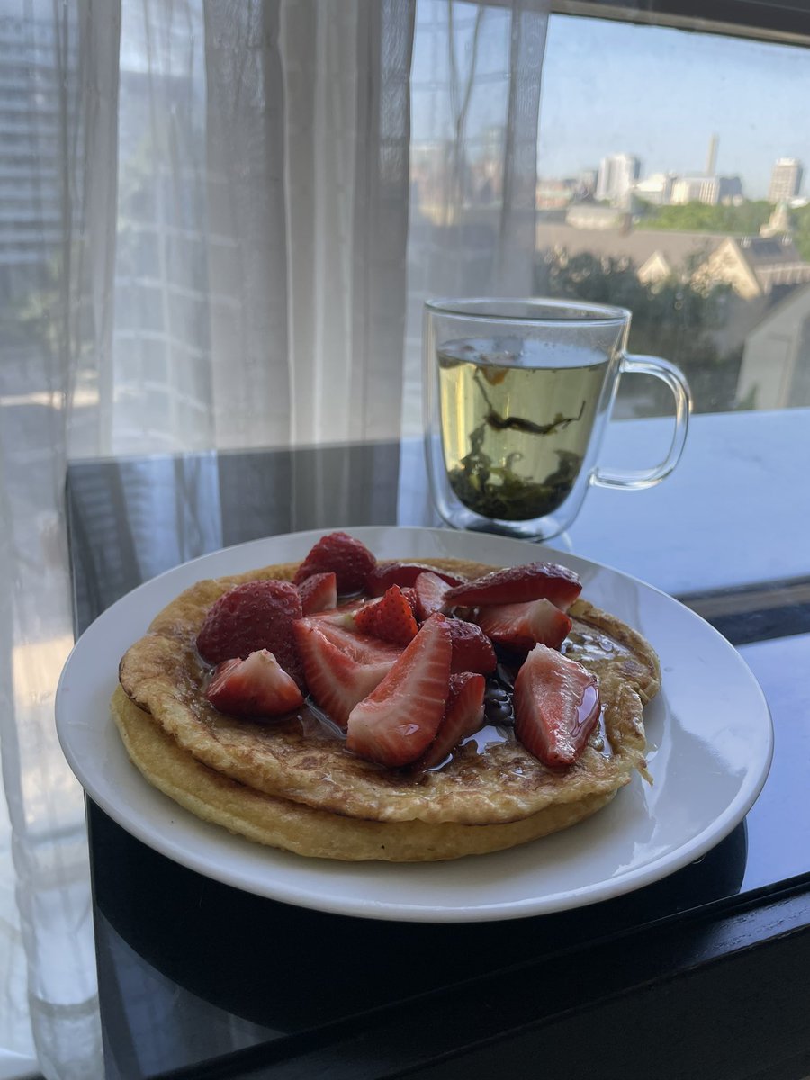 Starting my morning right!! I Will be working on my portfolio today 💃