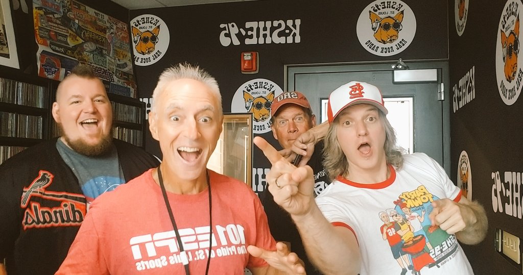 ADsXe's tweet photo. And now... YOU me @stluman @MaxOnRadio and Mark Klose go to #PARTYTOWN on a #FeelingGoodFriday! Thanks for a GREAT week... Have an awesome Weekend friends! You've Earned it! https://t.co/1zy78NqQgF