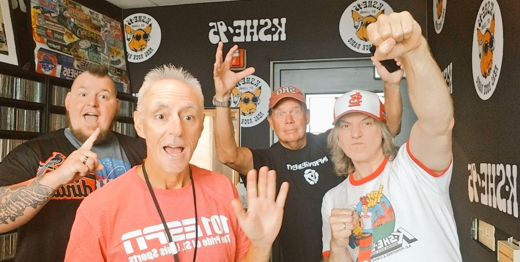 ADsXe's tweet photo. And now... YOU me @stluman @MaxOnRadio and Mark Klose go to #PARTYTOWN on a #FeelingGoodFriday! Thanks for a GREAT week... Have an awesome Weekend friends! You've Earned it! https://t.co/1zy78NqQgF
