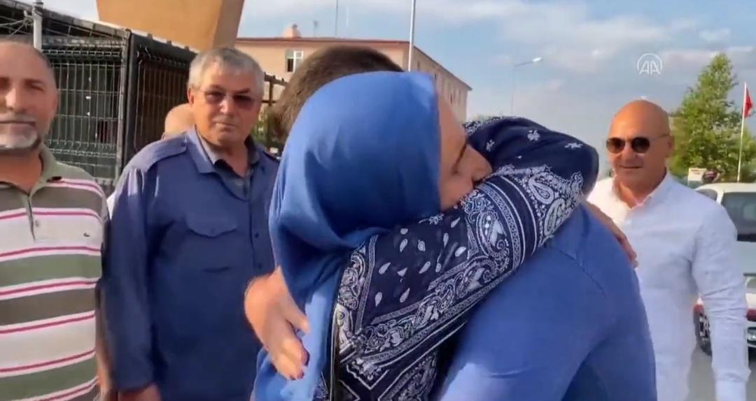 Mapusa MADDE AYRIMSIZ 
<a href="/RTErdogan/">Recep Tayyip Erdoğan</a>
<a href="/EmineErdogan/">Emine Erdoğan</a>
<a href="/yilmaztunc/">Yılmaz TUNÇ</a>
<a href="/bybekirbozdag/">Bekir  Bozdağ</a>
AF İSTİYORUZ
Bizleride Kavuşturun