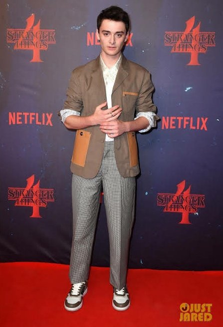 O ator "Noah Schnapp" virá ao Brasil em agosto nos dias 6 e 7 para uma convenção de “Stranger Things", que ocorrerá em SP e RJ. Será organizada pela <a href="/4uexpbr/">4U Experience</a>! 
#StrangerThings #StrangerThings4

Ingressos:
06/08 em SP: ingresse.com/4u-experience-…

07/08 em RJ: ingresse.com/4u-experience-…