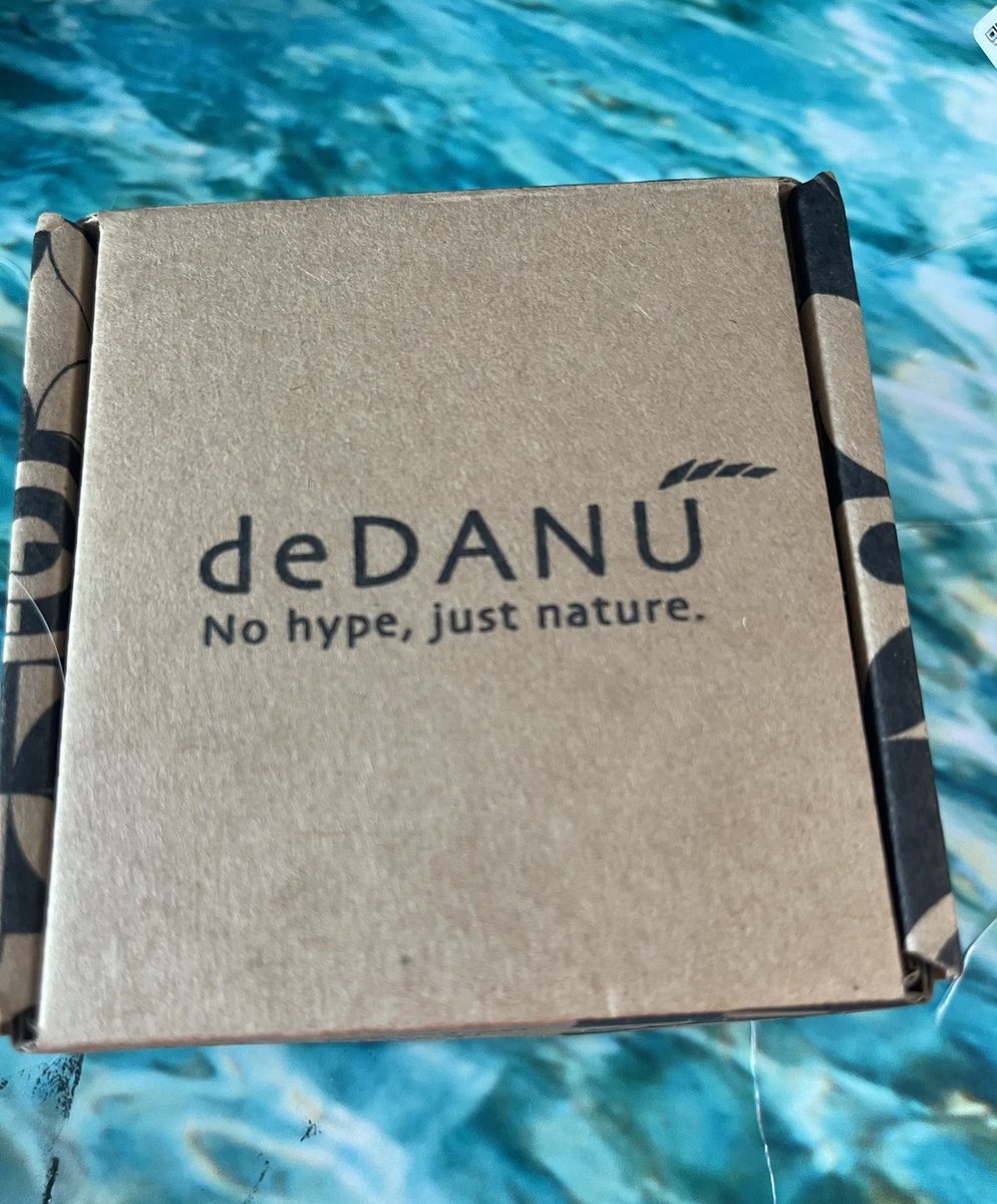 CherleyAngelK's tweet photo. I am so excited to open my new DeDanu box!!! Great to support an Irish skincare company loving your work @dedanuireland  👏👏👏👏 https://t.co/U831I3tUDL