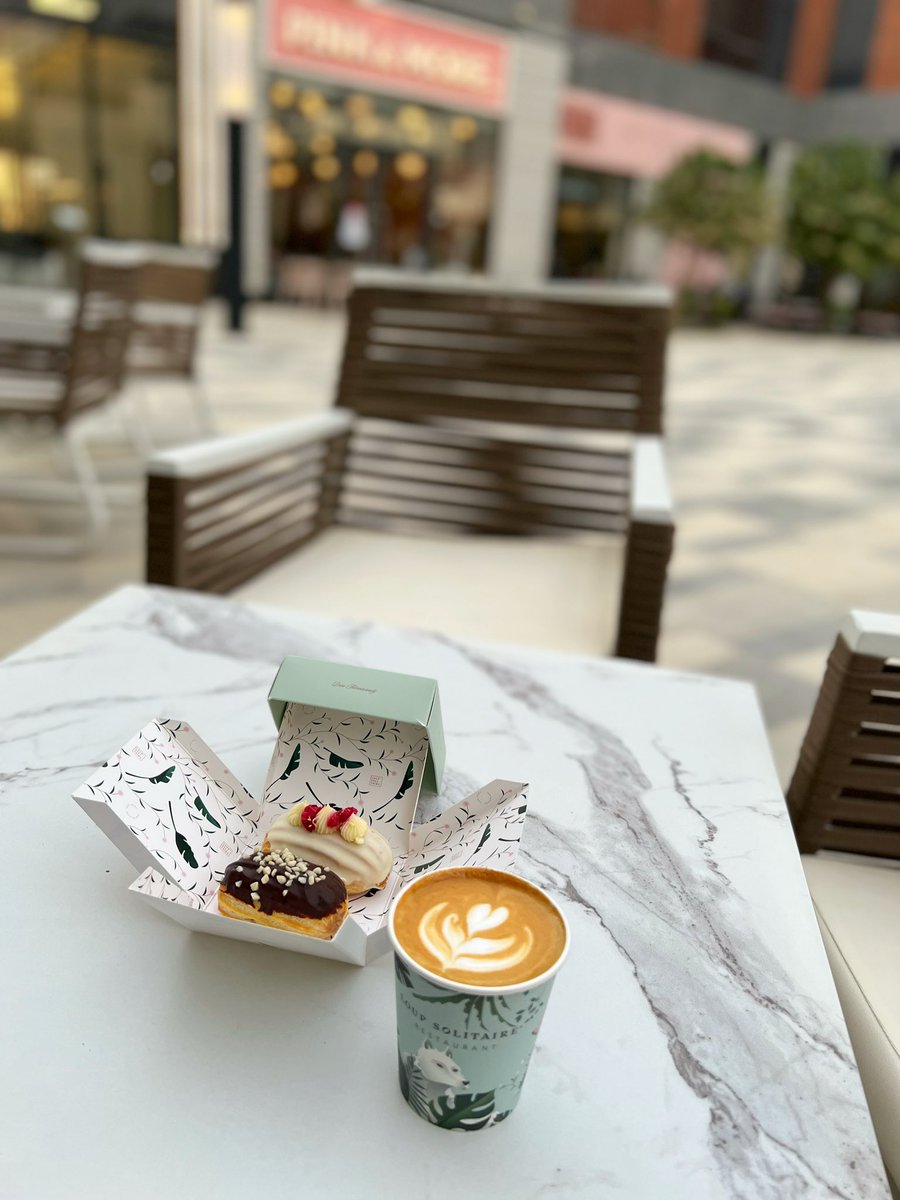 RMR3399's tweet photo. Loup Solitaire Cafe
جديد في شرفات الندى
المكان جميل ورايق 🌤
الفلات وايت لذيذ ☕️👌🏻
الحلويات متنوعة ولذيذة 😻👌🏻 https://t.co/mSRKTrhWu8