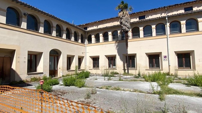 Stamattina a #Tolentino per incontrare la nuova amministrazione e fare il punto sugli importanti progetti da portare avanti per la #ricostruzione sia fisica che sociale ed economica della città.