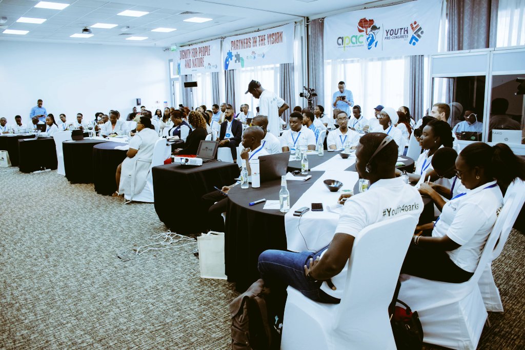 rwandayve's tweet photo. Today marks the first day of #APACYouth2022 congress& african youth as biggest asset of the continent are ready to engage in protected areas-biodiversity conservation as #PartnersInTheVision. We are thrilled to be part of this first ever #APAC2022.
#TheFutureIsHere https://t.co/5nnfkhOmpy