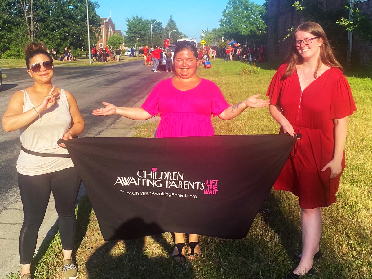CAPBook's tweet image. CAP at the Hilton Fireman's Carnival Parade last night! 
#communityeducation #outreach #fosteringsaveslives #childrenawaitingparents