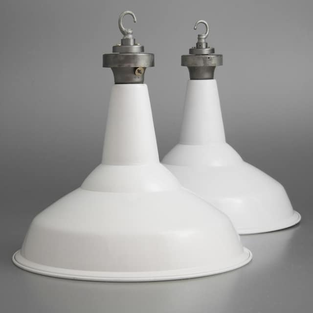 Vintage British Factory Pendant #Lighting #PendantLighting #Concept #Industrial #Lamp #Led #Lightingdesign #Pendantlamp #Vintagelighting
bit.ly/2DqrEBH