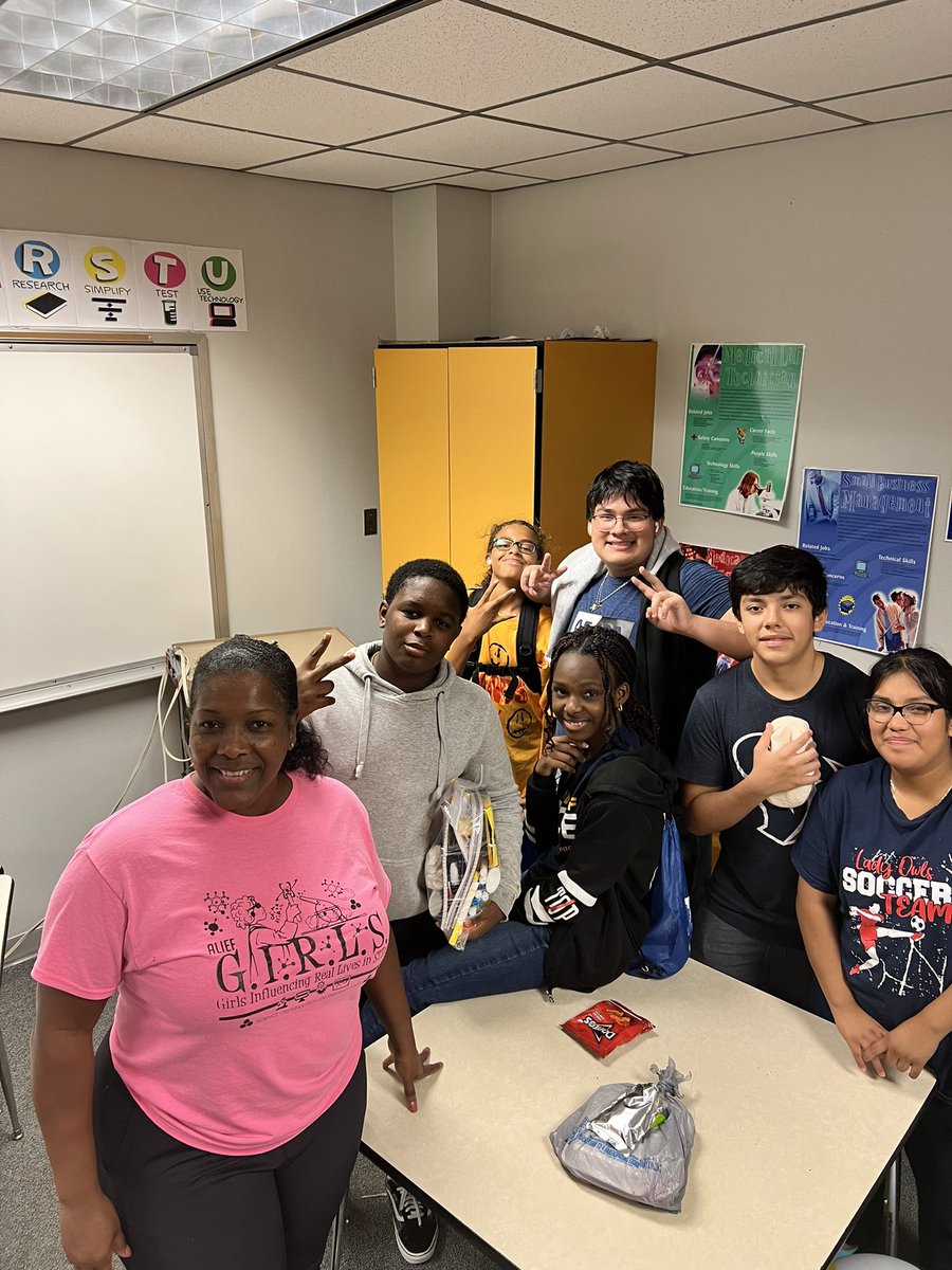 Olle CIA tweet media