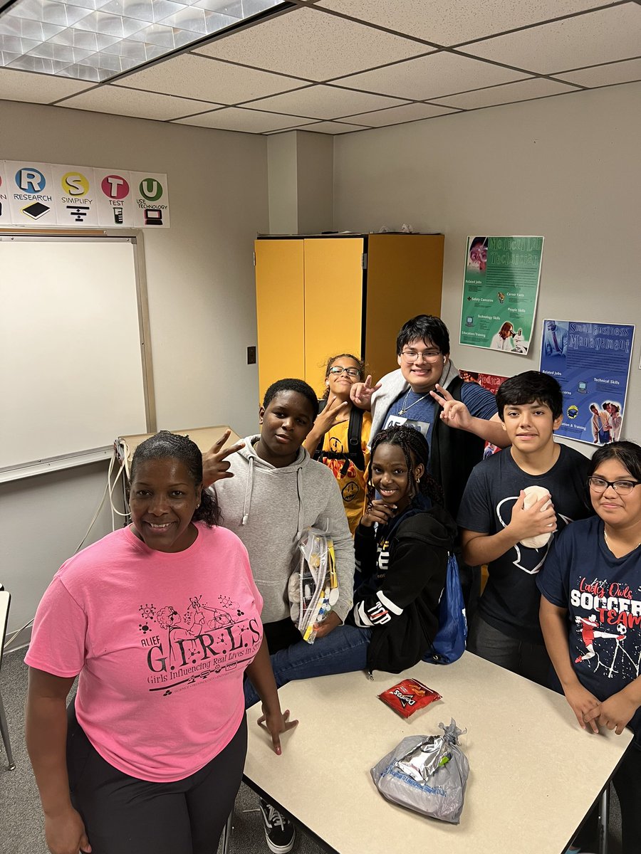 Olle CIA tweet media