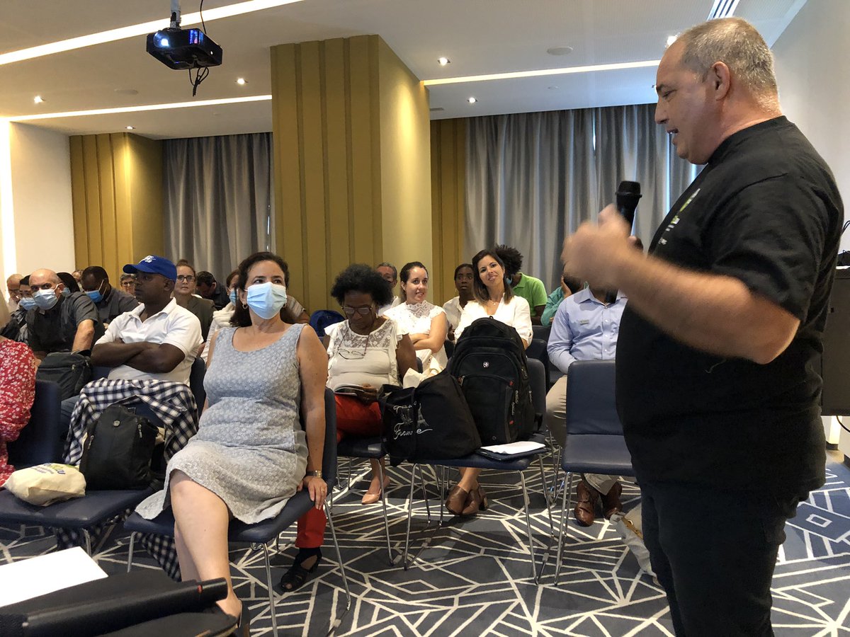 Presenta Yoel Cruzán Fajardo #infoGEO los principales desafíos y resultados del #proyecto 👨🏻‍🏫 
•
•
•
<a href="/PNUDCuba/">PNUD Cuba</a> <a href="/citmacuba/">Ministerio de Ciencia, Tecnología y Medio Ambiente</a> <a href="/AMA_CUBA/">AMACuba</a> <a href="/igtcuba/">Instituto de Geografía Tropical Cuba</a> <a href="/CITMATELOficial/">CITMATEL</a> <a href="/XETID2/">XETID</a> <a href="/CientexMatanzas/">CientexMatanzas</a> <a href="/proyectomicosta/">ProyectoMiCosta</a>