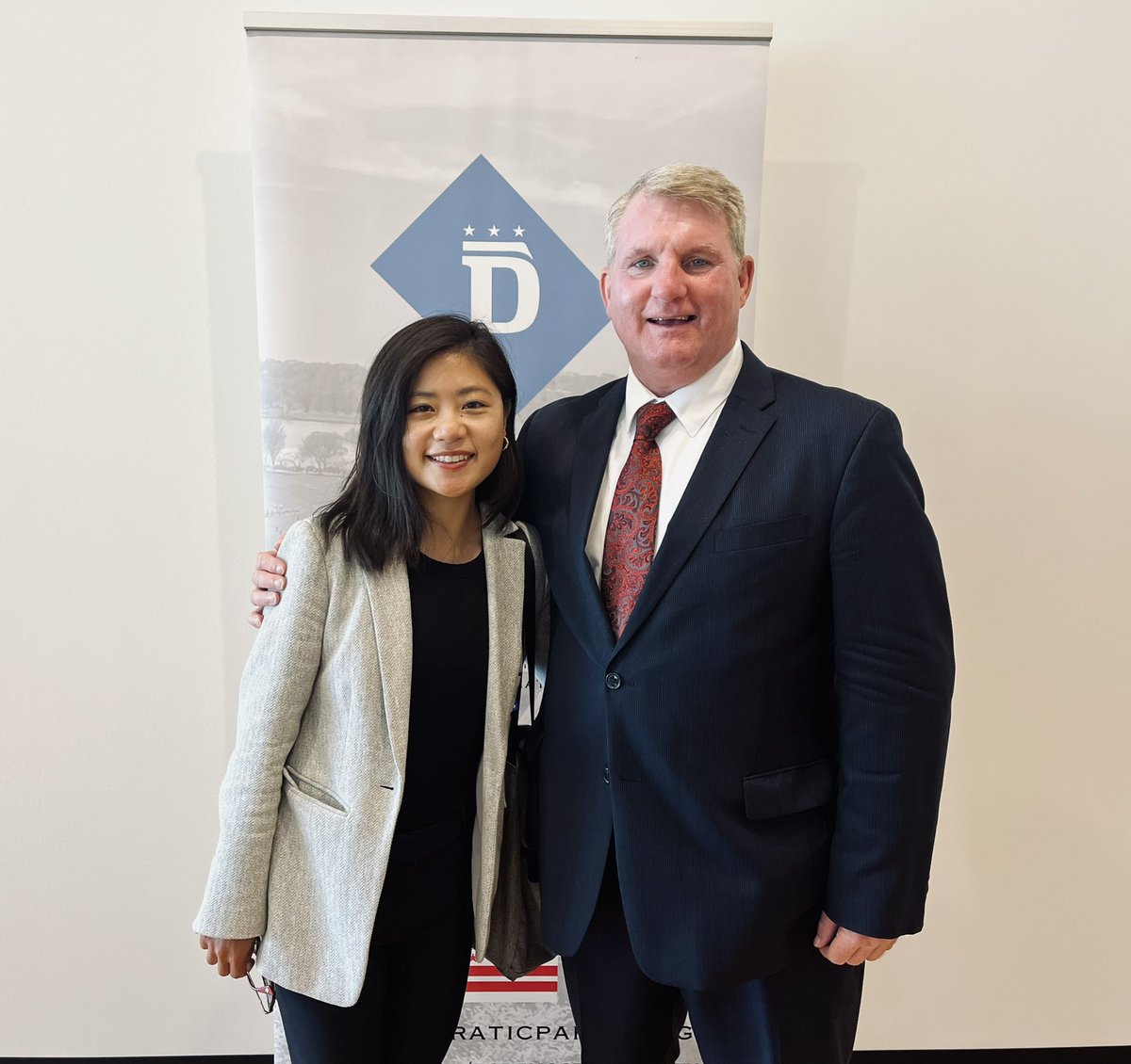 yilininDC's tweet photo. Fantastic #unitygathering thank you @DCDemocrats @CharlesWilsonDC @Commr_David. Got to catch up with my favorite people @JohnFannning @jimmieW7DC. https://t.co/VDREezmZ11