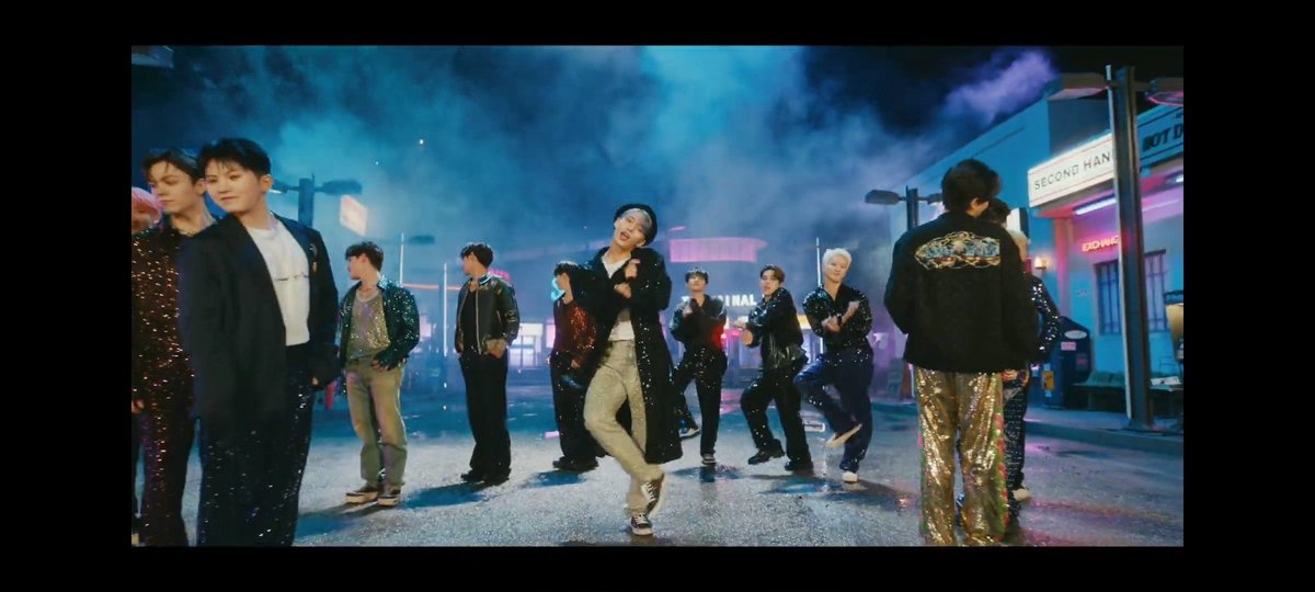 jeonkwonhong's tweet photo. Homerun 🤝 World https://t.co/fl7sjevAmv