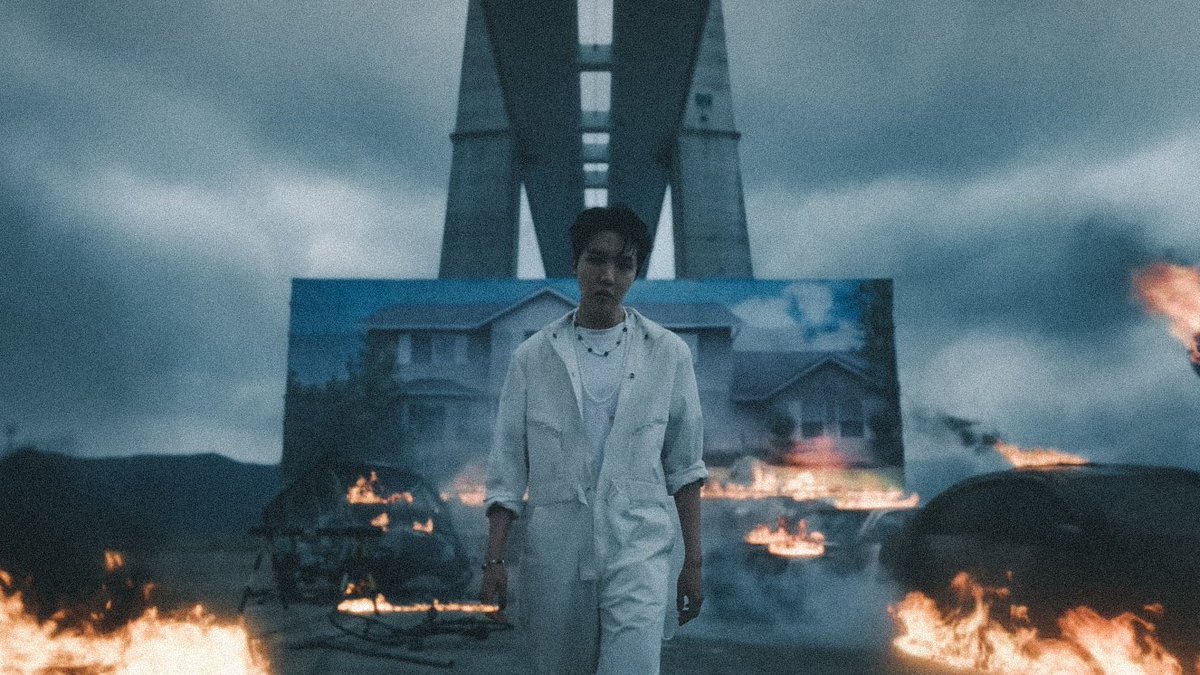 fluffyybearx's tweet photo. Hoseok is insane this is so good https://t.co/LYewdq2PCE