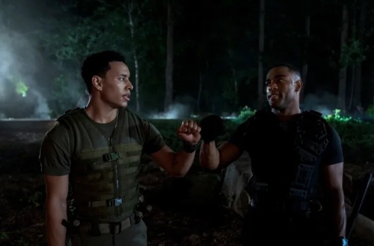 NetflixLifee's tweet image. Today would be a great day for Netflix to renew #FirstKill ‼️

#RenewFirstKill #FirstKillNetflix