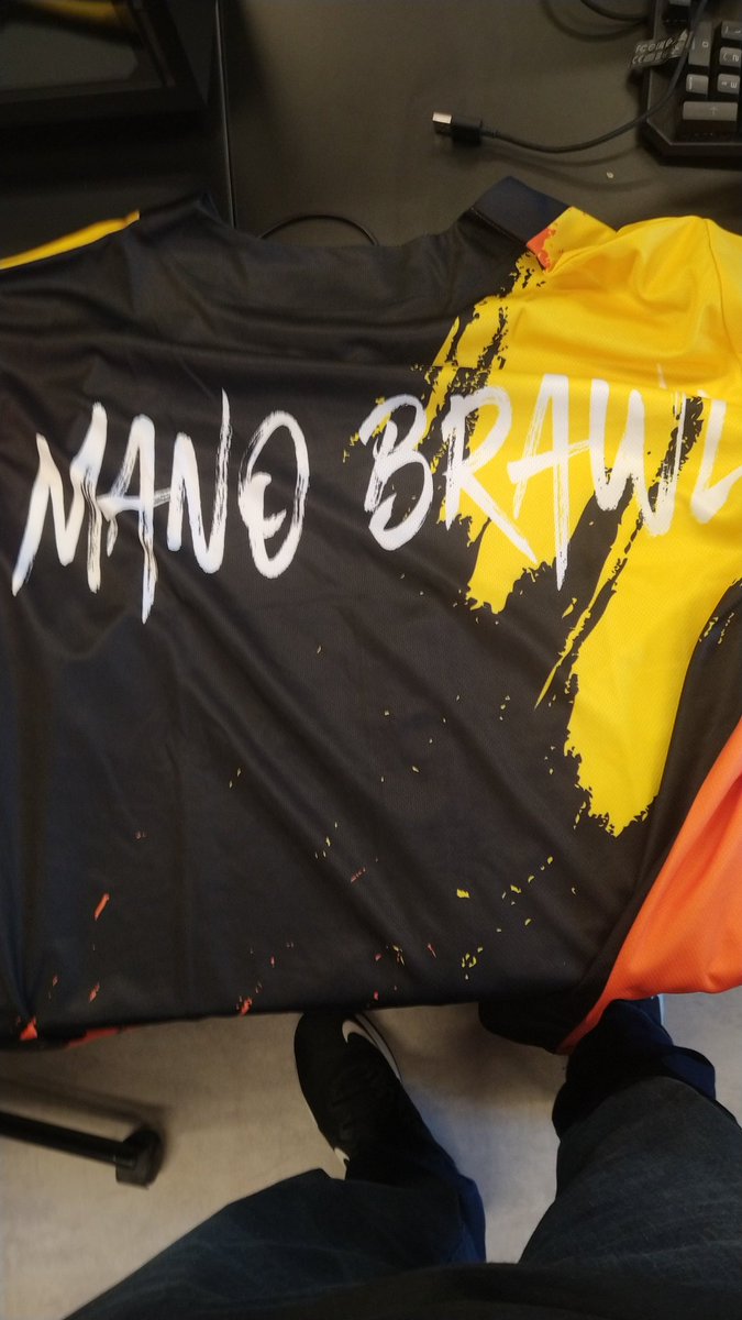 Mano Brawl tweet media